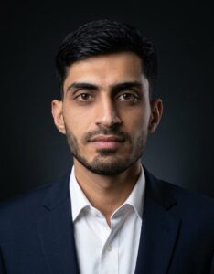 Classic Indoor Studio Shot – Elegant Men’s Portrait - Gemini Prompt for Men Classic Indoor Studio Shot – Elegant Men’s Portrait - Gemini Prompt for Men